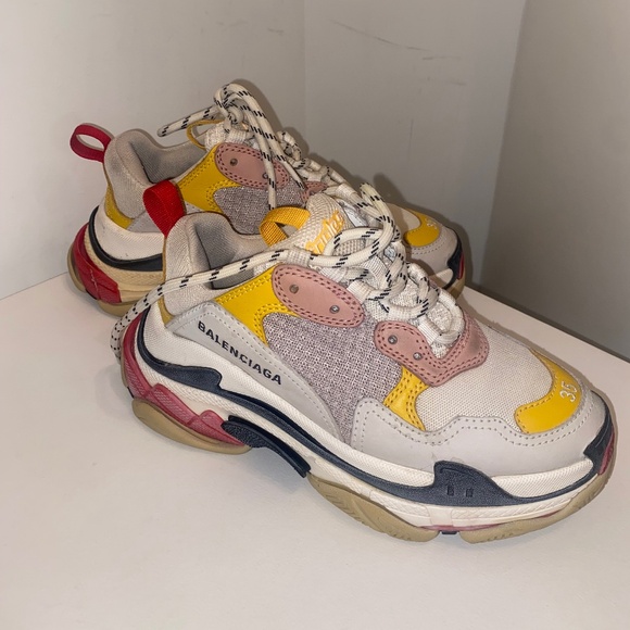 BALENCIAGA TRIPLE S WOMEN’S SNEAKERS - Picture 1 of 11